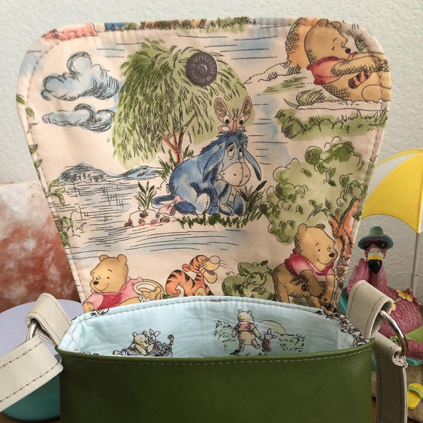 Lilac Messenger Bag - Green Picnic Friends