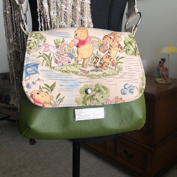 Lilac Messenger Bag - Green Picnic Friends