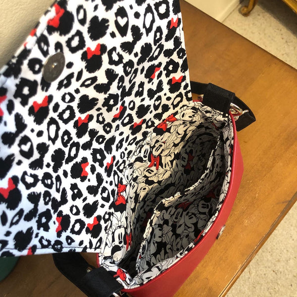 Lilac Messenger Bag - Red Cheetah Mouse